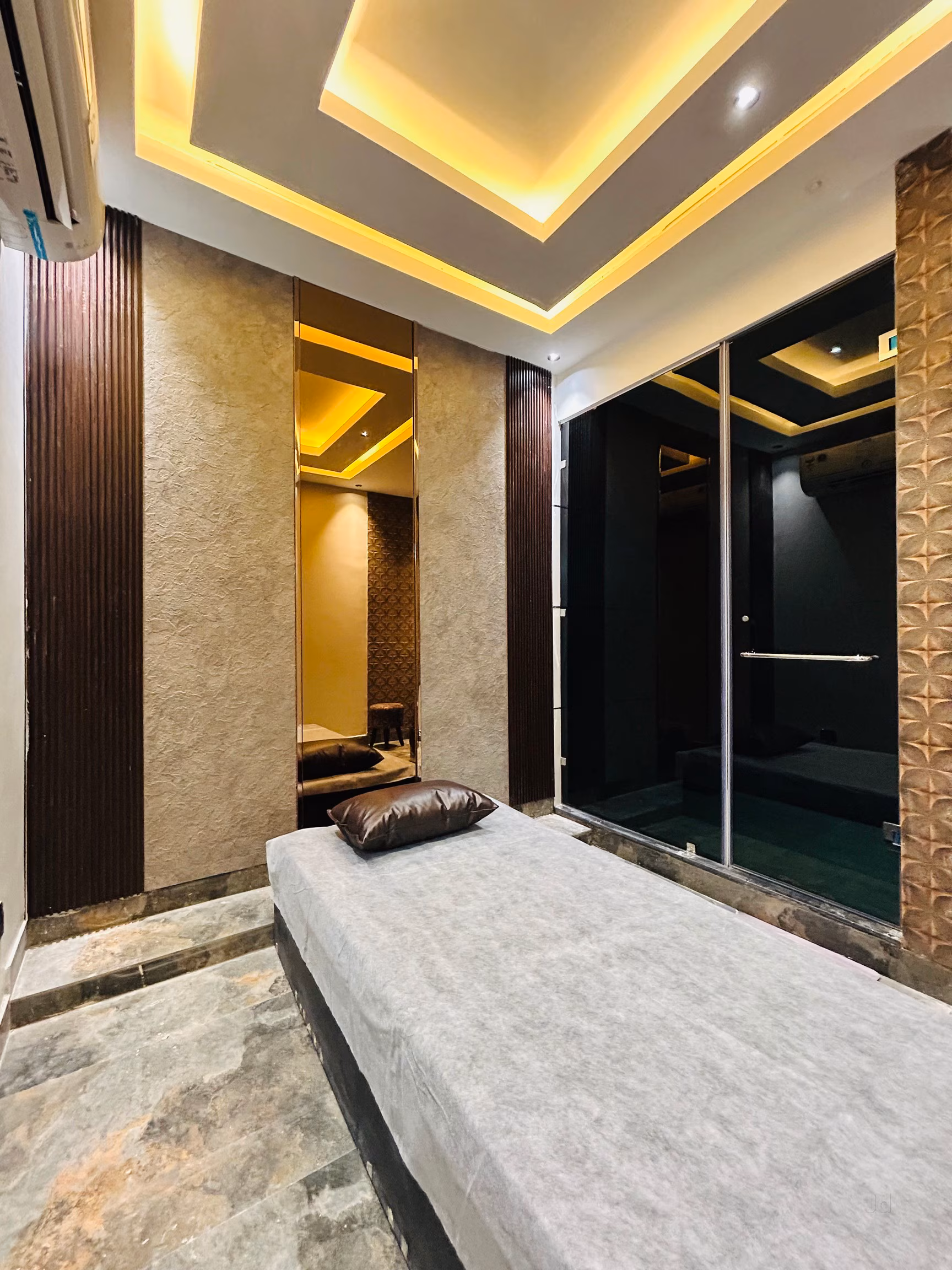 Luxury Spa Space